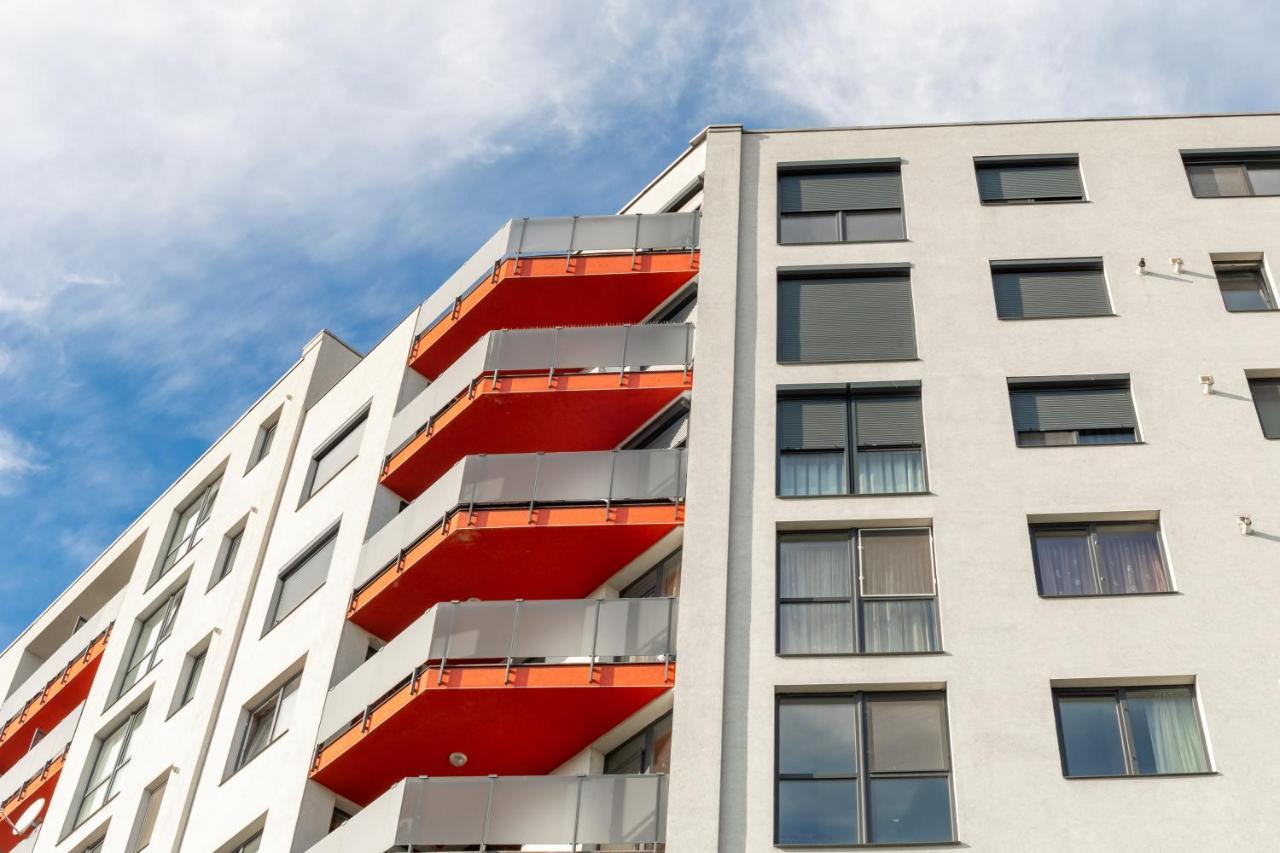 Ari - Ared Luxurious Apartments With Balcony & Free Parking Arad Eksteriør bilde