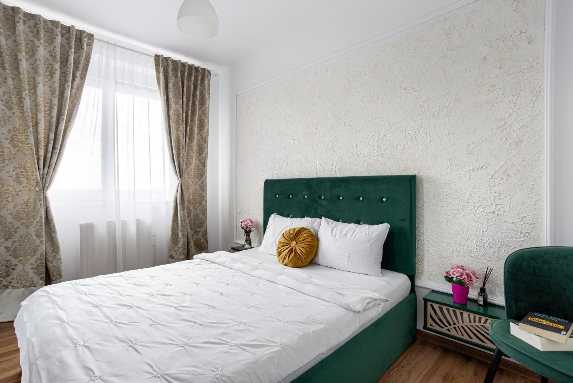 Ari - Ared Luxurious Apartments With Balcony & Free Parking Arad Eksteriør bilde
